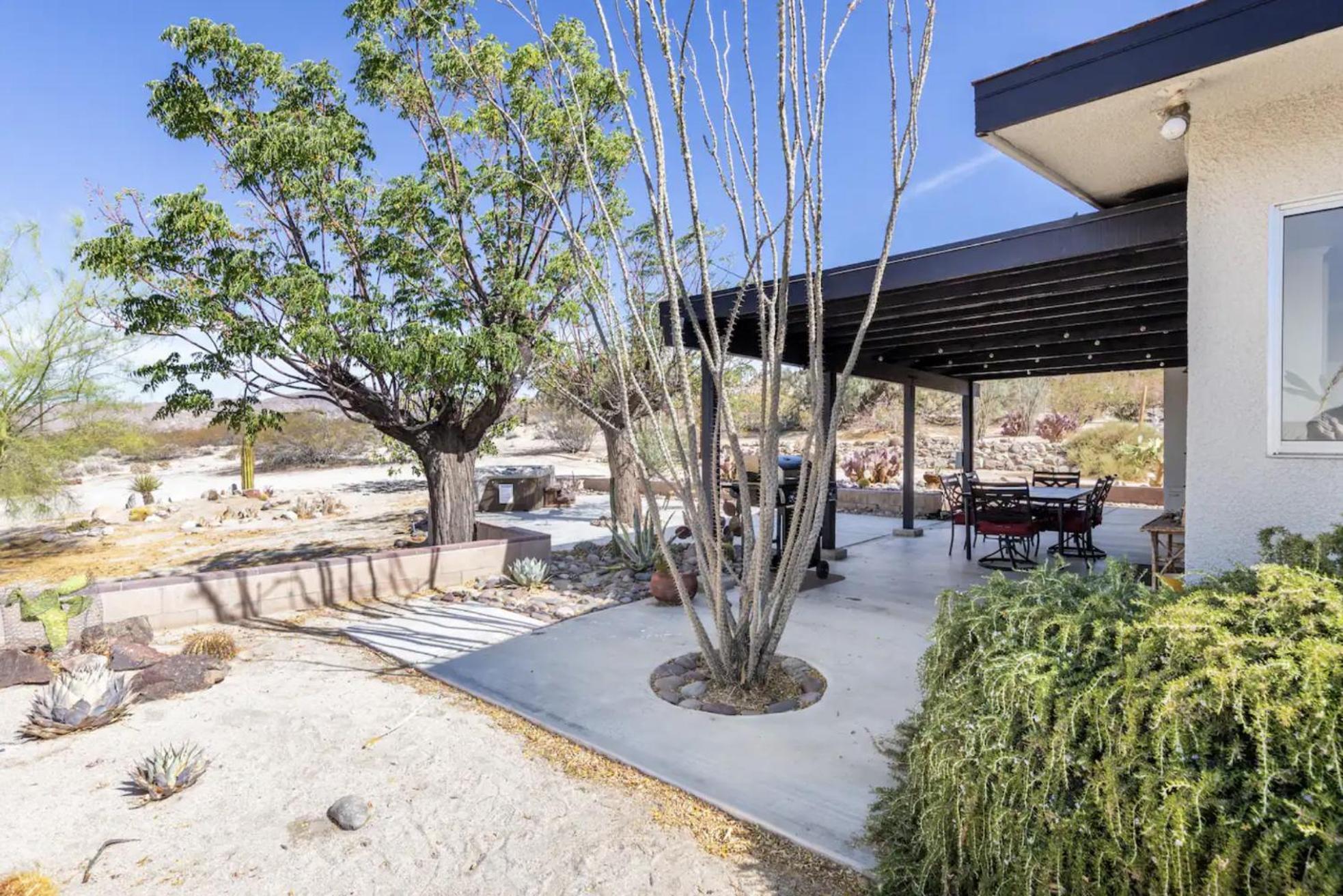 The Outpost Joshua Tree: Hot Tub, Gameroom, Jtnp Esterno foto